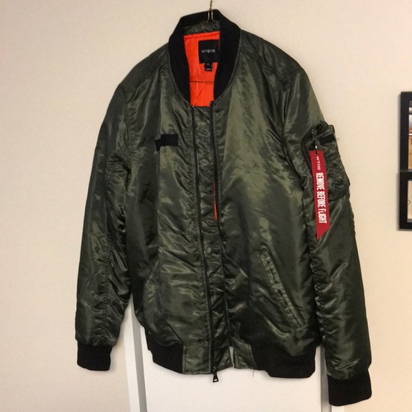 Bomber jacket - Picture 1 of 5